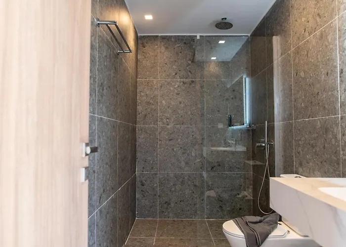 Appartement 30 Roses White