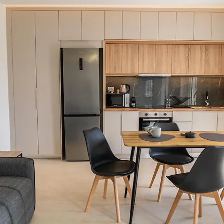 Διαμέρισμα 30 Roses White