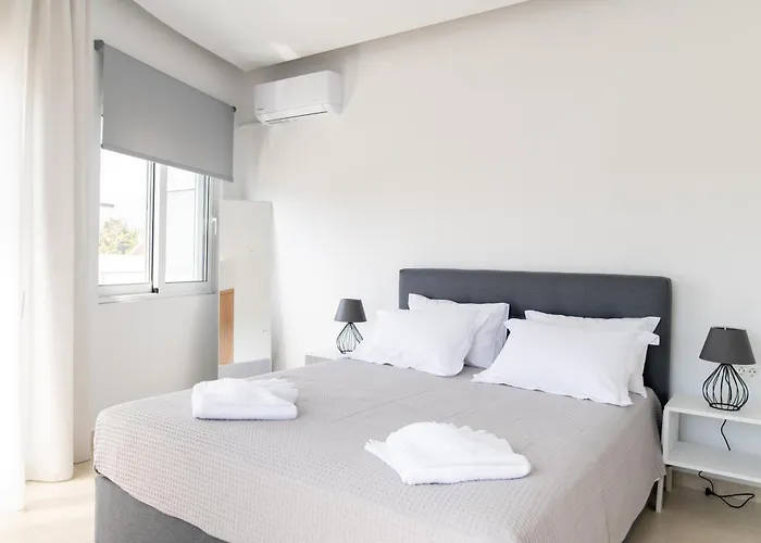 30 Roses White * Città di Kos